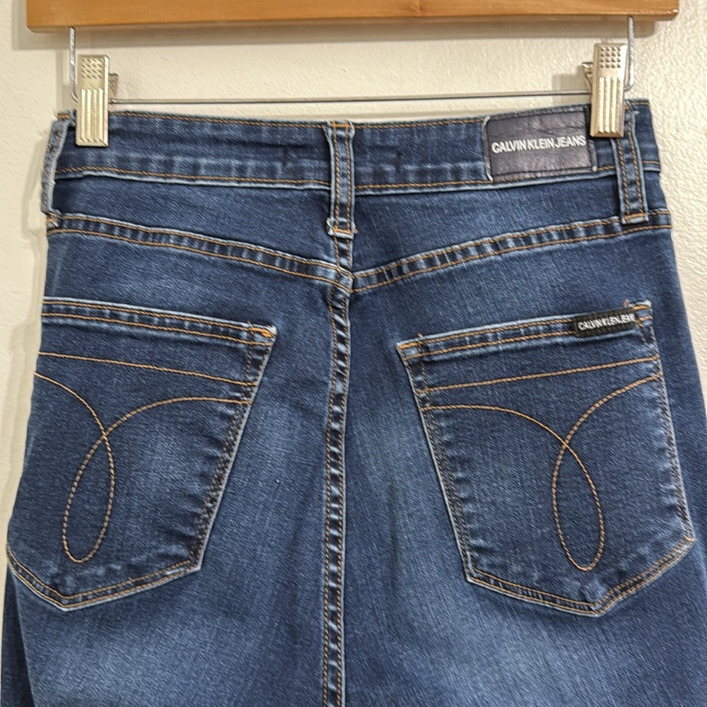 CALVIN KLEIN Ultra High Rise Skinny Jeans Womens Size 4 Dark Wash Classic - Picture 8 of 14